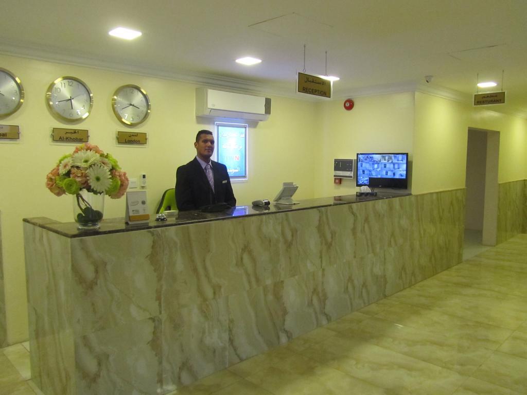 Jw Inn Hotel Nadinah Exterior foto